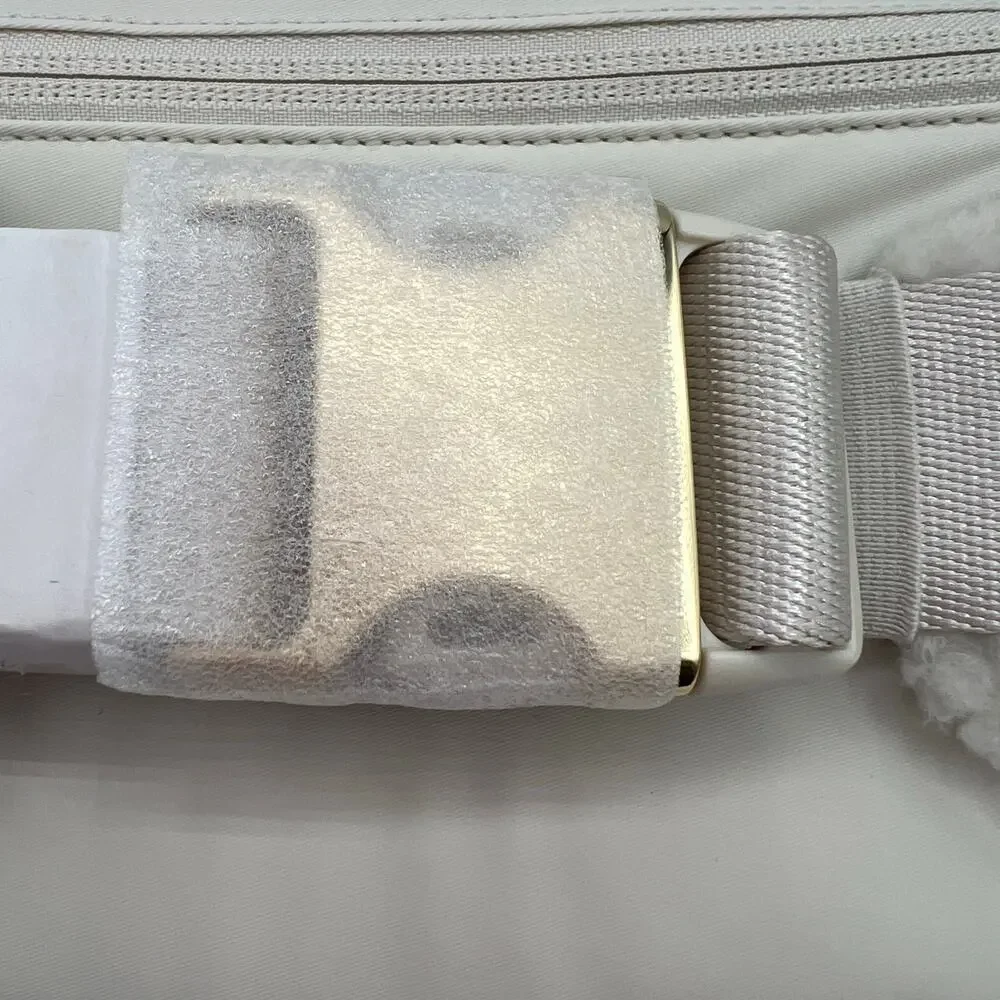 Lululemon Sherpa Fleece Crossbody Everywhere Belt Bag Gold Logo Winter White Y2K